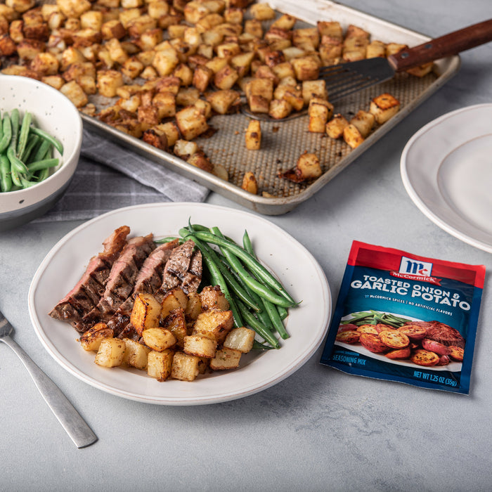 McCormick® Toasted Onion & Garlic Potato Seasoning, 1.25 oz (6-Pack)