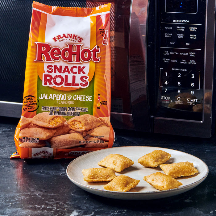 Frank's RedHot® Jalapeno & Cheese Flavored Snack Rolls, 18 oz