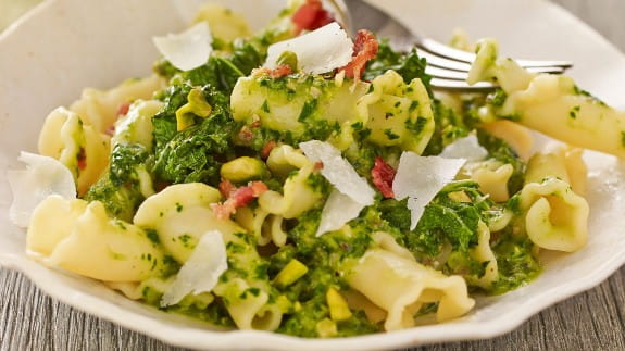 kale-bacon-salad