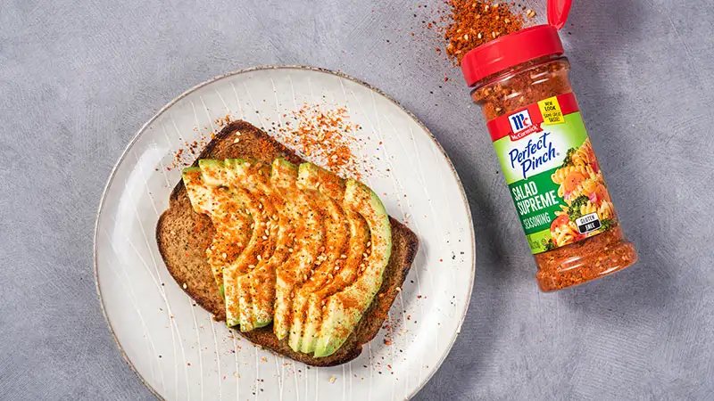 Avocado Toast seasoned with Salad Supreme