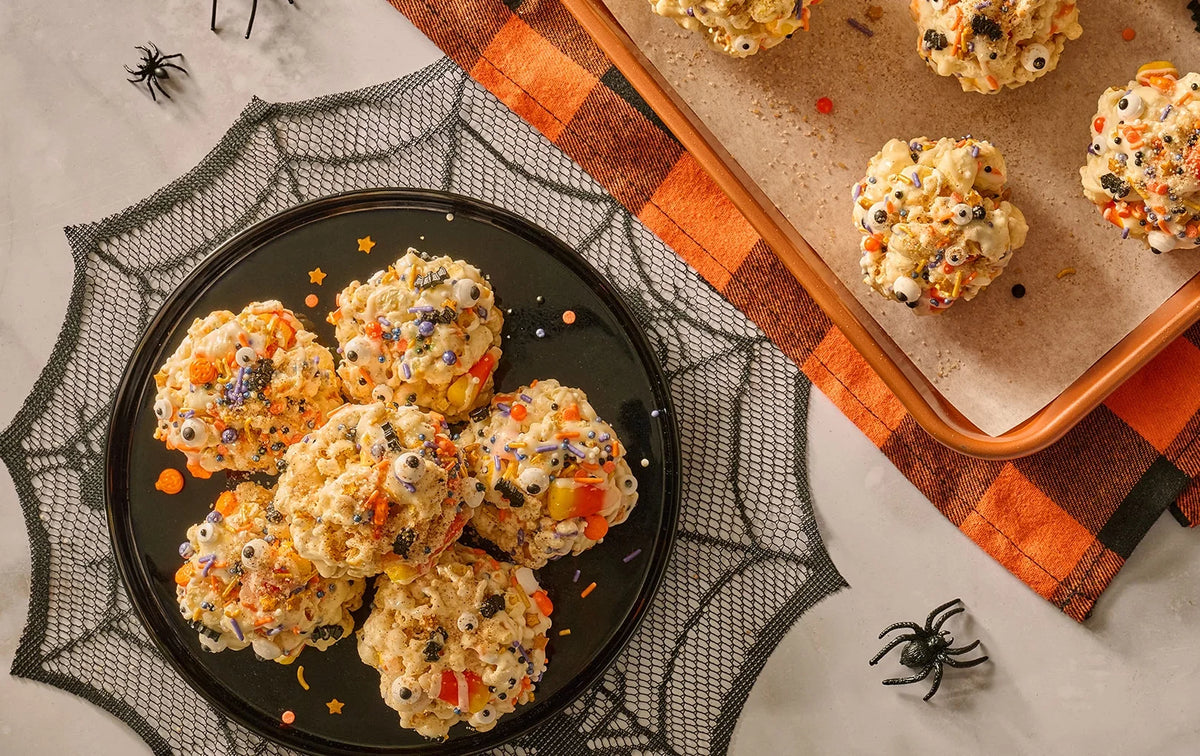 12 Halloween Treats for the Spookiest Parties of the Season