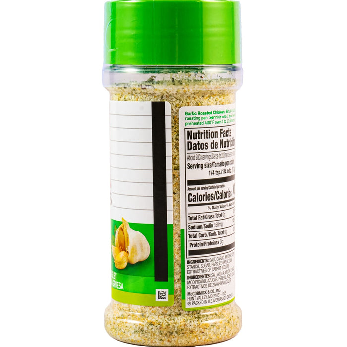 A container of McCormick Garlic Roasted Chicken seasoning.
