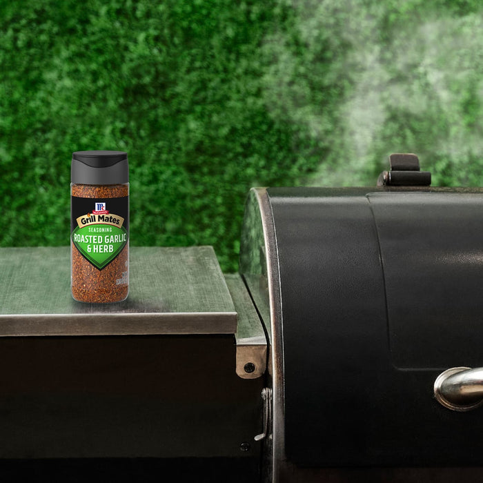 McCormick® Grill Mates® Roasted Garlic & Herb Seasoning, 2.75 oz