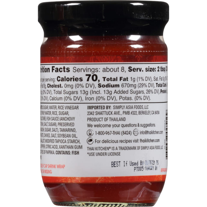 A label for Thai Kitchen Sweet Chili Sauce with nutrition facts and ingredients.