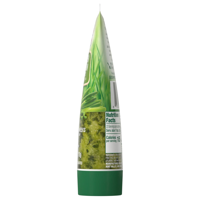 A close-up of the back of a bottle of Green Onion Gourmet Paste.