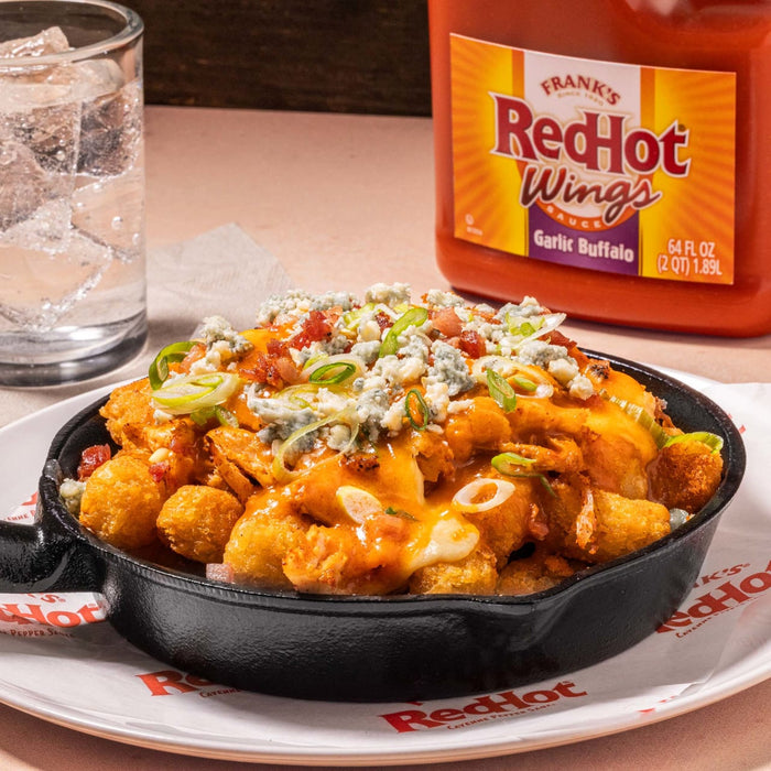 Frank's RedHot Garlic Buffalo Wings Sauce, 0.5 gal
